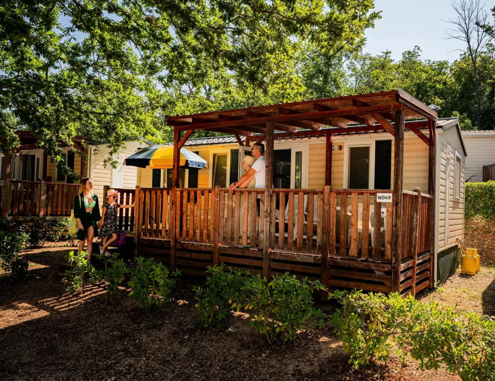 Camping Cisano & San Vito 5 Sterren★★★★★