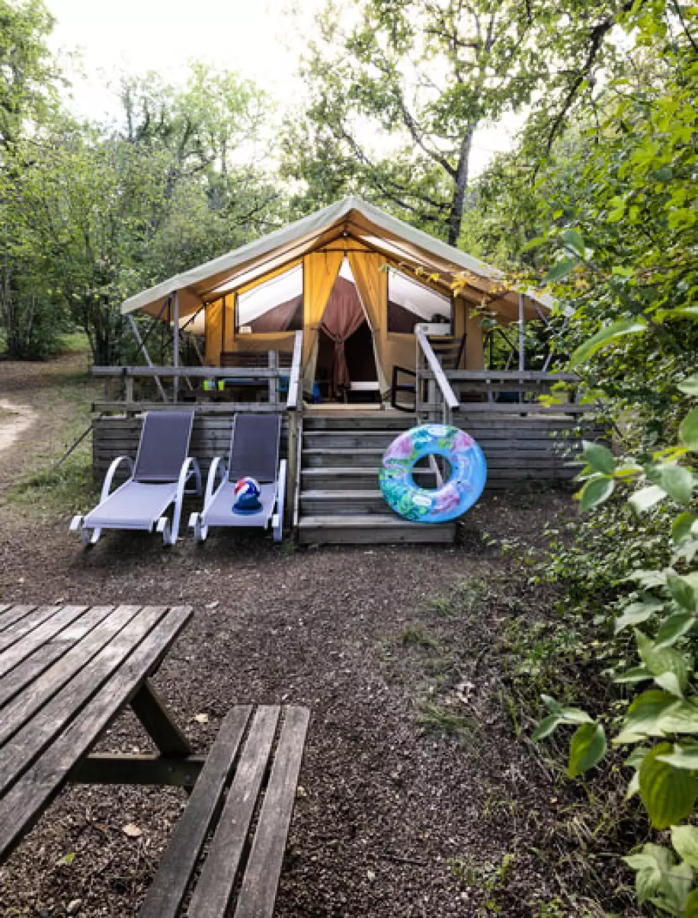 Ushuaïa Villages - Camping au Bois Joli 4 Gwiazdy★★★★