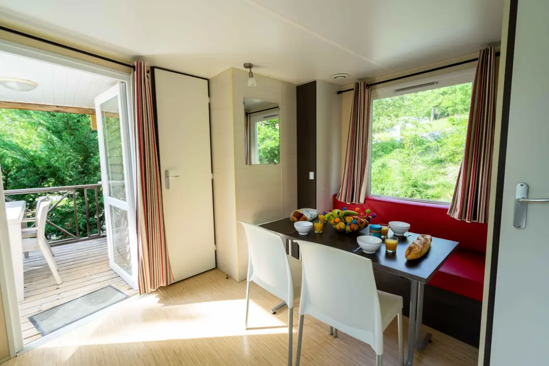Flower Camping Le Clot du Jay 3 Csillagok★★★