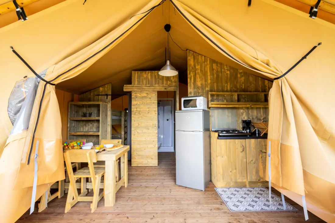 Flower Camping Le Clot du Jay 3 Csillagok★★★