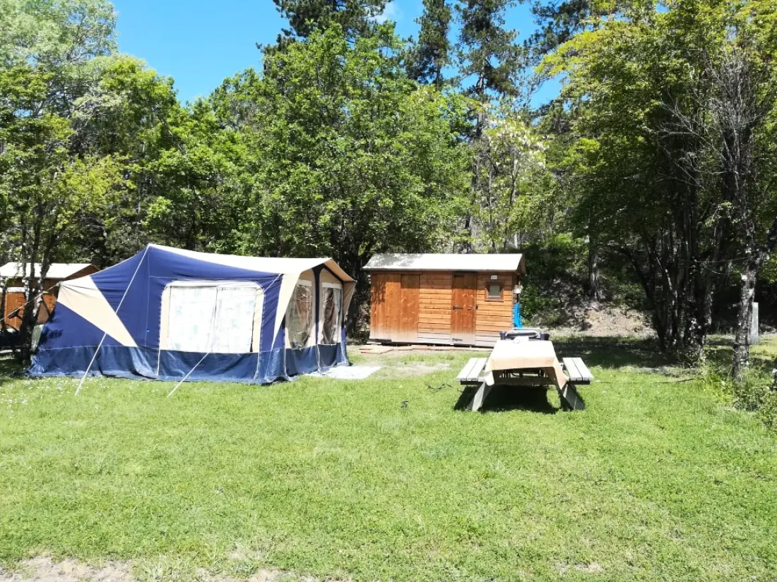 Flower Camping Le Clot du Jay 3 Csillagok★★★