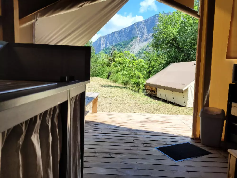 Flower Camping Le Clot du Jay 3 Sterren★★★