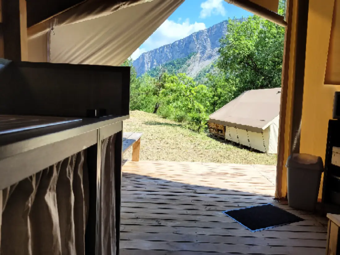 Flower Camping Le Clot du Jay 3 Csillagok★★★