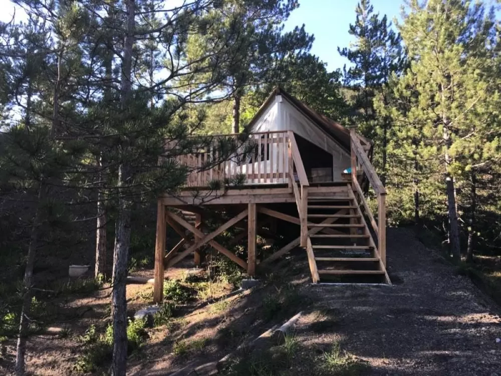 Flower Camping Le Clot du Jay 3 Sterren★★★