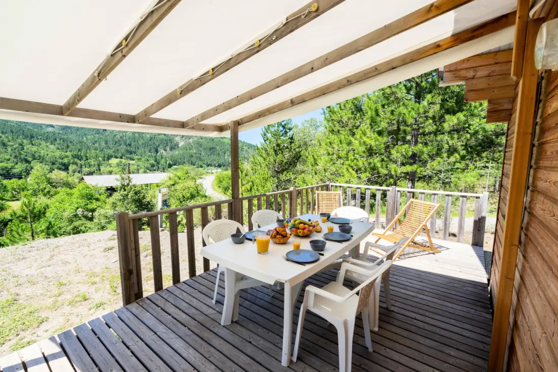 Flower Camping Le Clot du Jay 3 Csillagok★★★