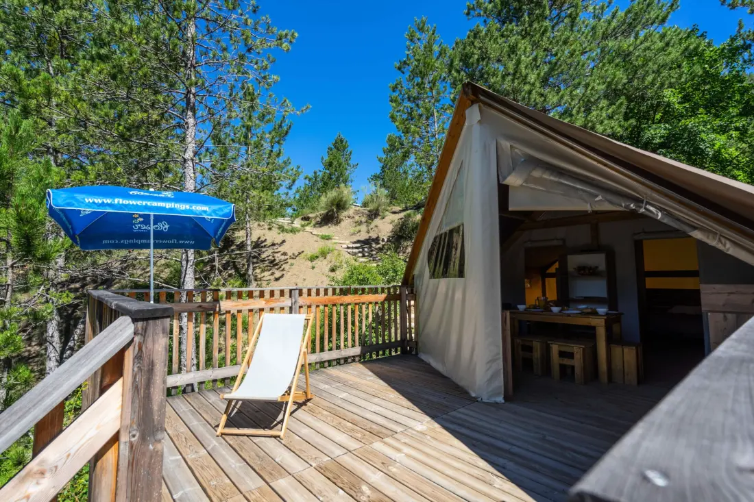 Flower Camping Le Clot du Jay 3 Csillagok★★★