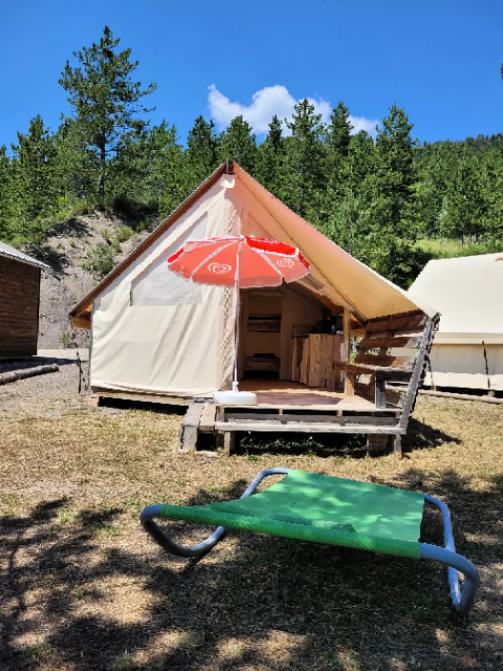 Flower Camping Le Clot du Jay 3 Sterren★★★