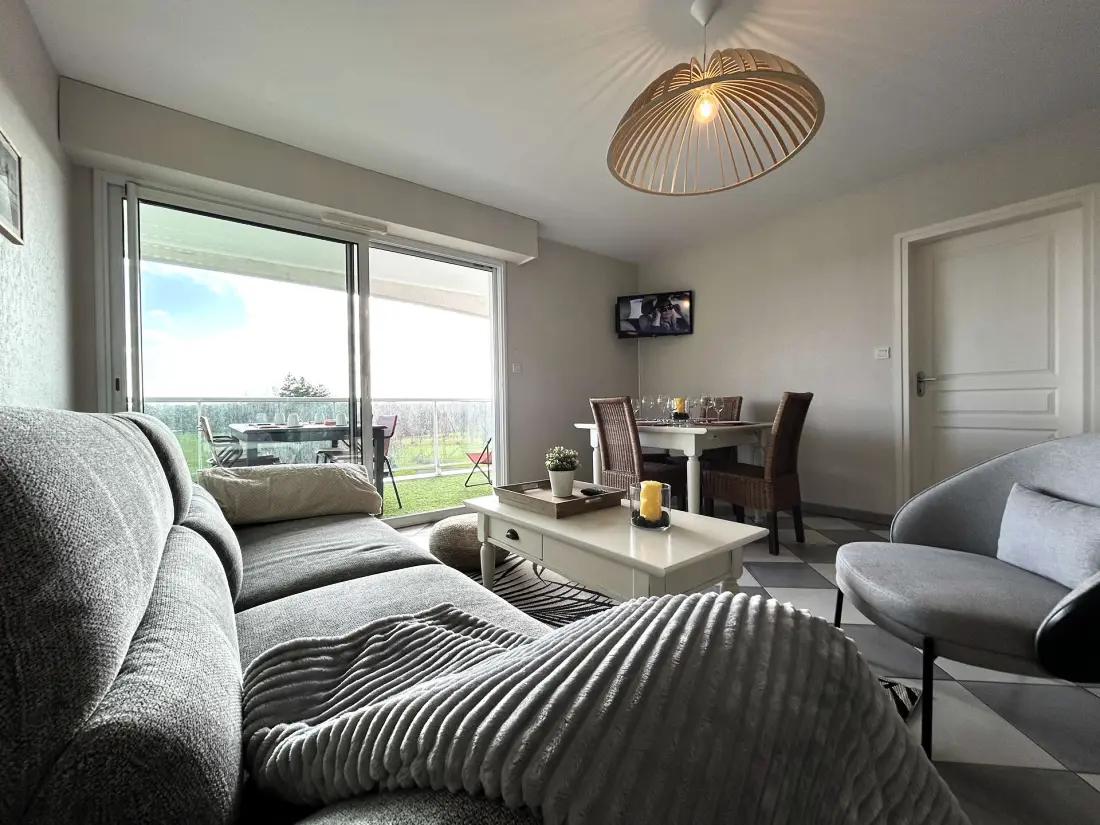 Green Marine Residence