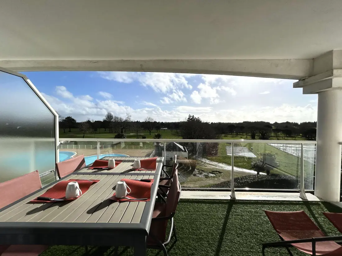 Green Marine Residence