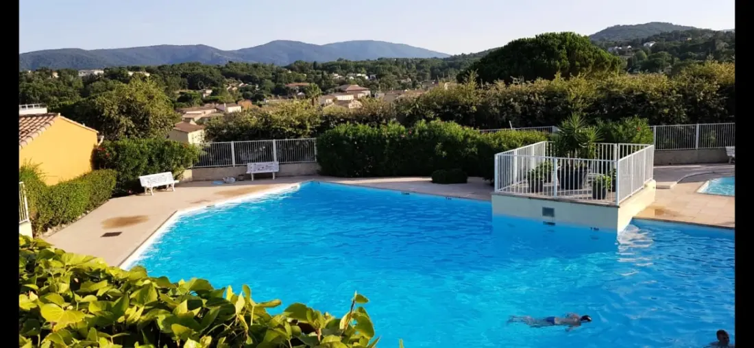 Ferienwohnung F2 in Residence mit Pool