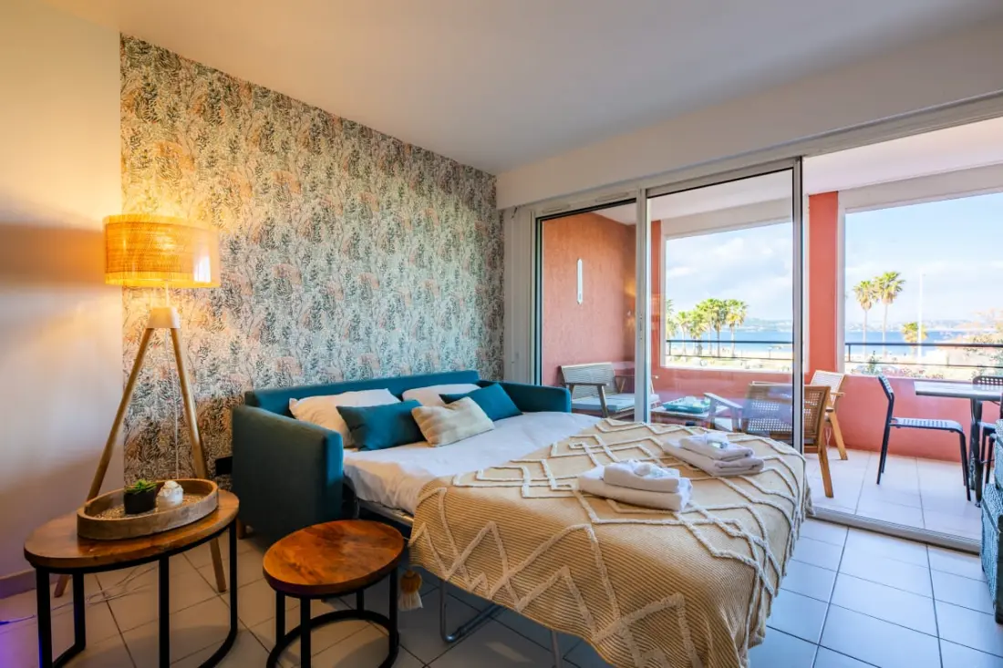 La Pearl Marine Apartment -