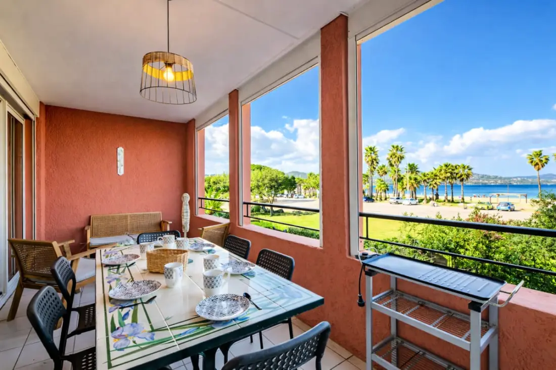 La Pearl Marine Apartment -