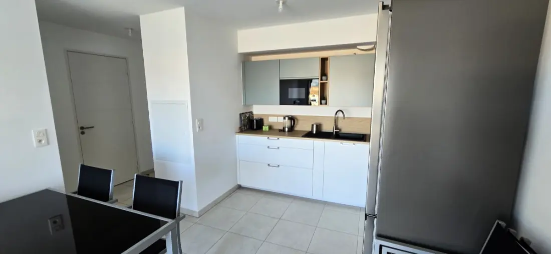 Schöne Wohnung für 2 Mit Balkon