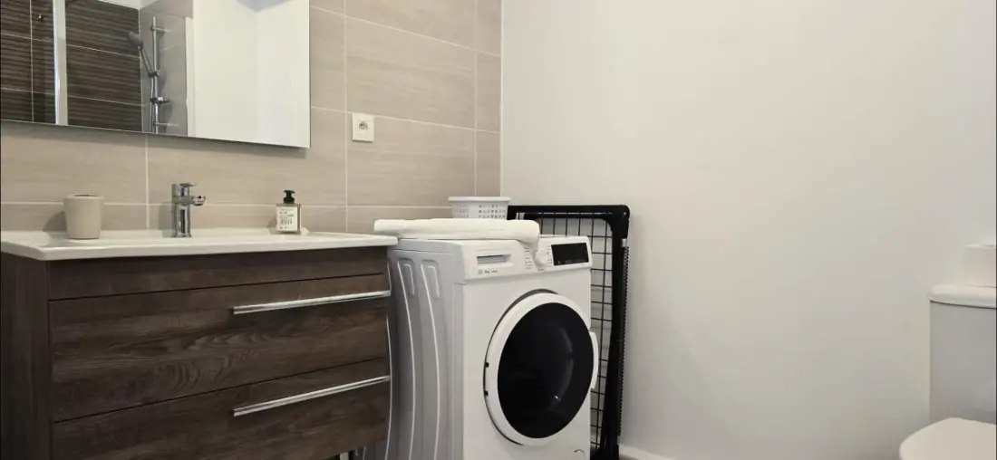 Schöne Wohnung für 2 Mit Balkon