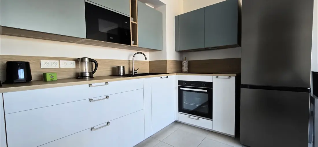 Schöne Wohnung für 2 Mit Balkon