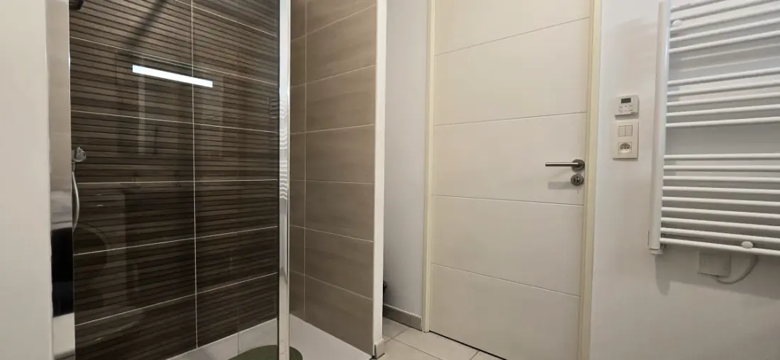 Schöne Wohnung für 2 Mit Balkon