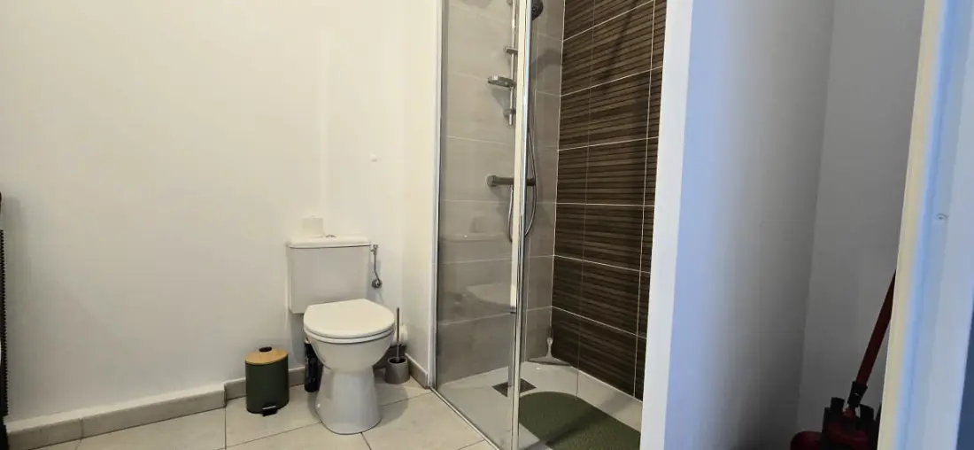Schöne Wohnung für 2 Mit Balkon