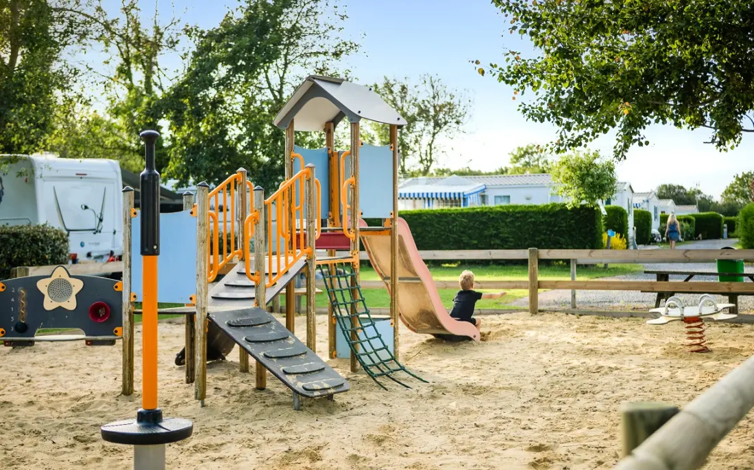Camping Le Robinson 31 Sterren★