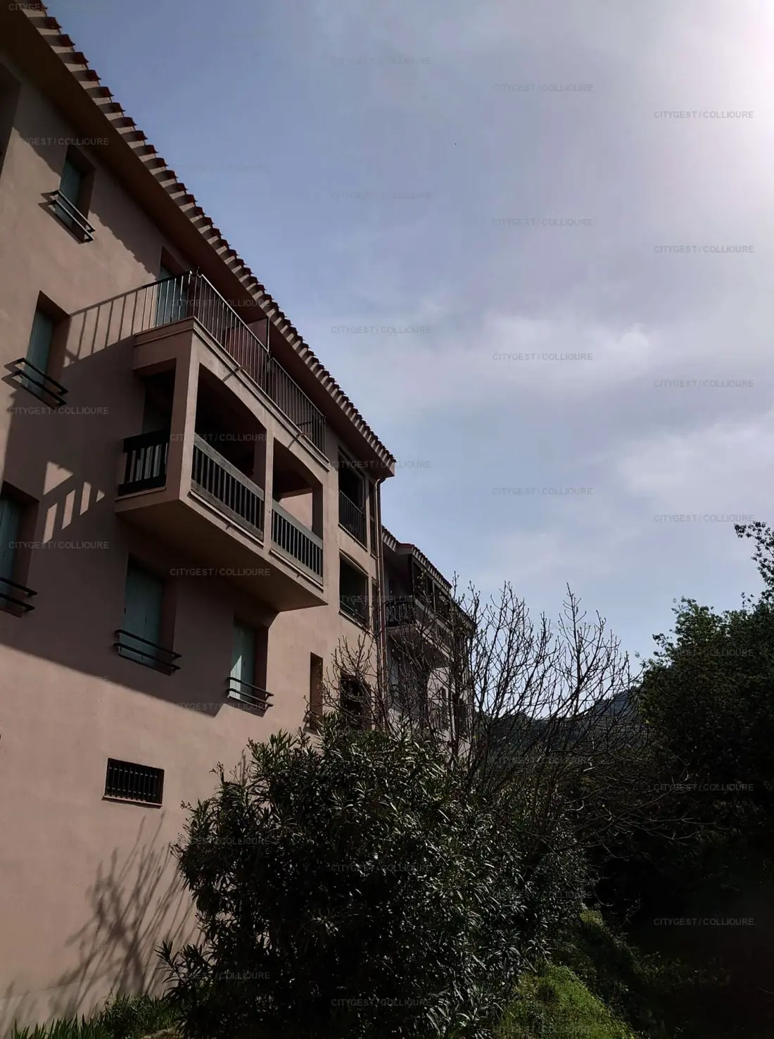Residence Le Port D'avall
