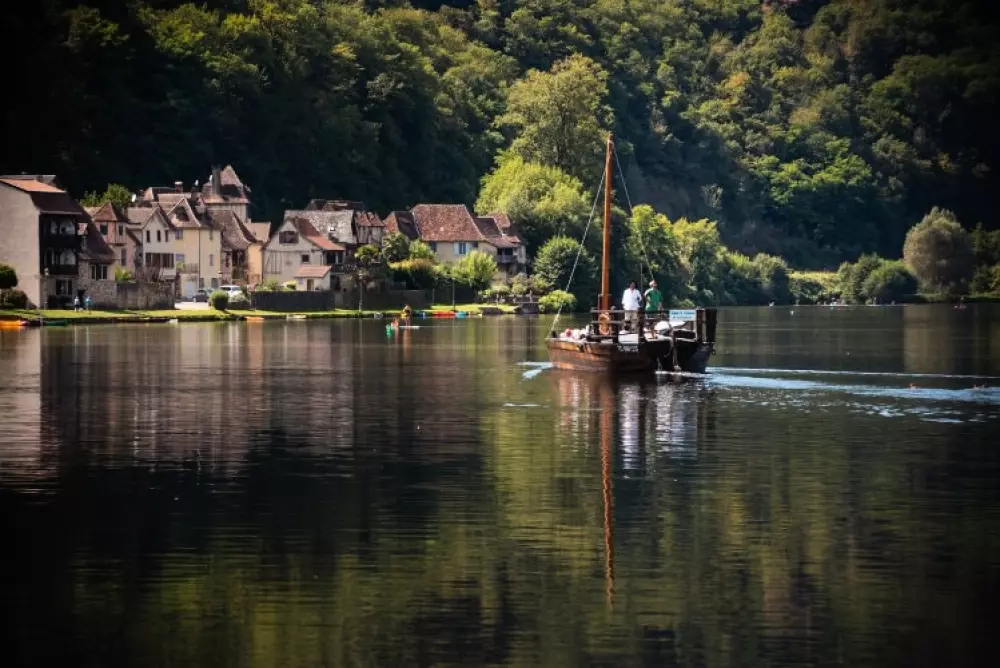 VVF Collonges-la-Rouge 3 Sterren★★★