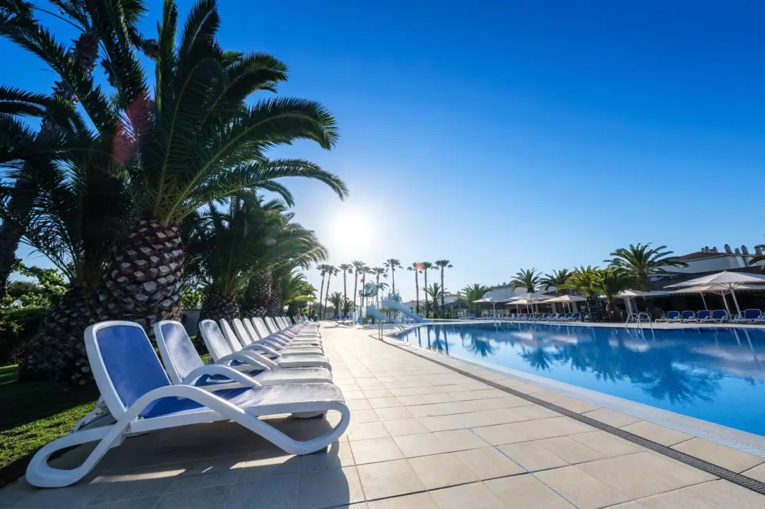 Camping Estival Vendrell Platja door Viajes Velero 3 Sterren★★★