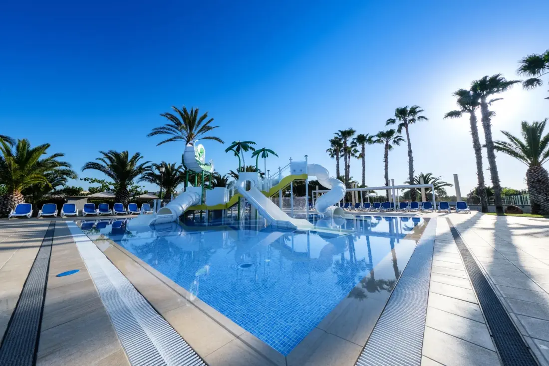 Camping Estival Vendrell Platja door Viajes Velero 3 Sterren★★★