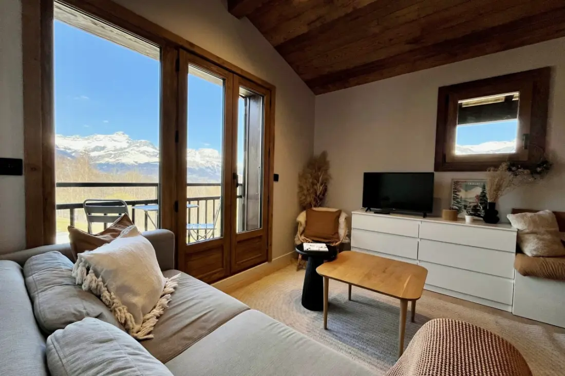 Charming Studio Mountain & Balcony Megtekintés