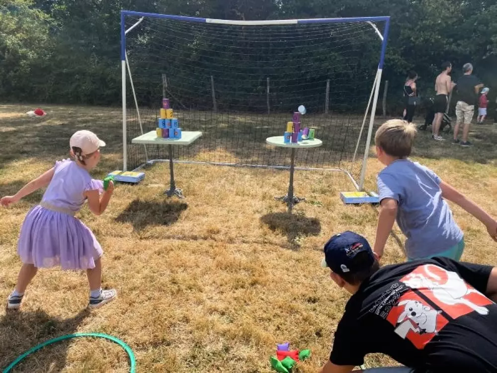 Camping El Trébol de 4 Hojas 3 Estrellas★★★