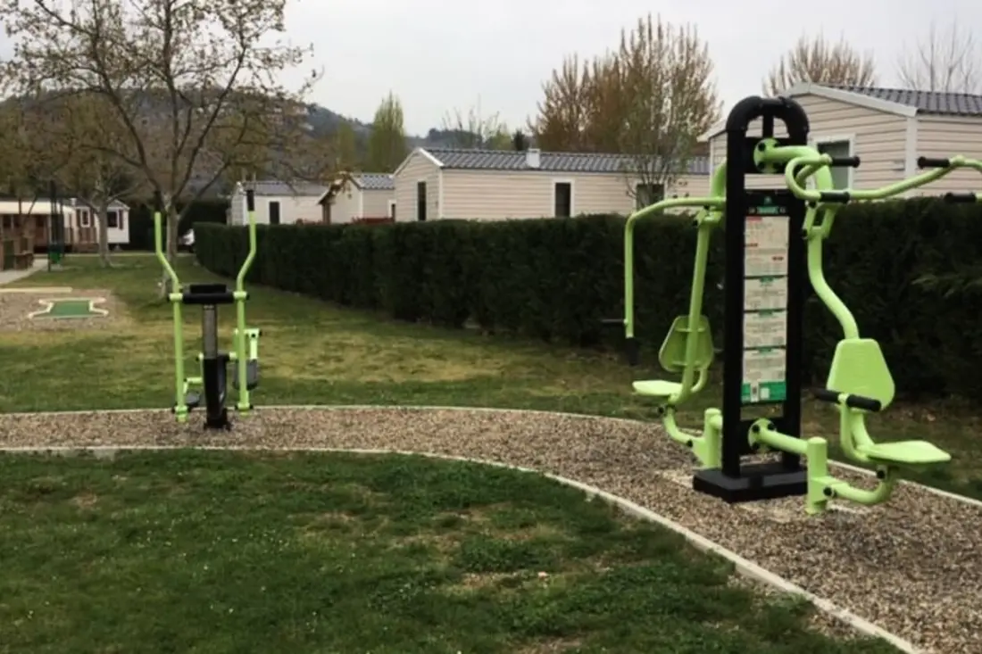 Residence Mobilhome 3 Schlafzimmer Camping Les Rives De Condrieu