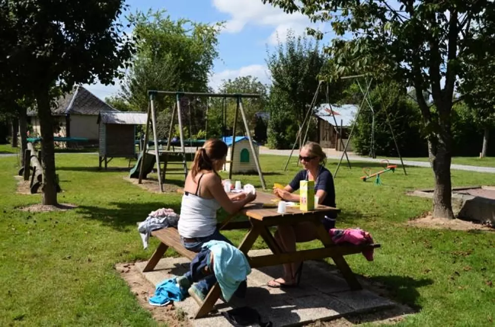 Ushuaïa Villages - Camping Les Pommiers Pays d'Auge 3 Sterne★★★