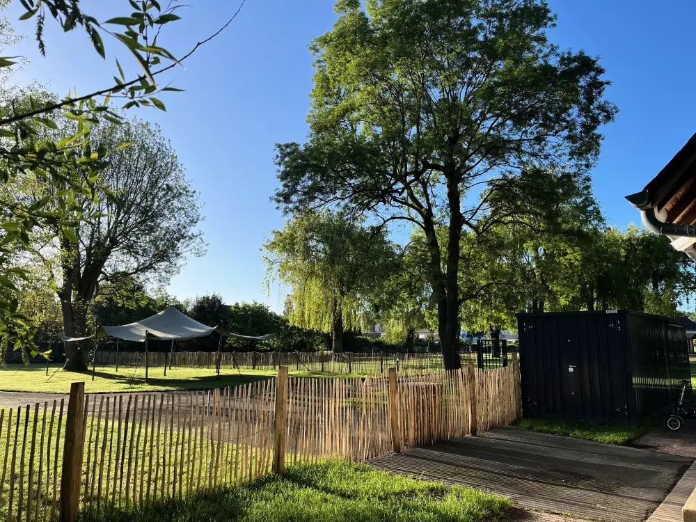 Camping Les Saules De Cormery