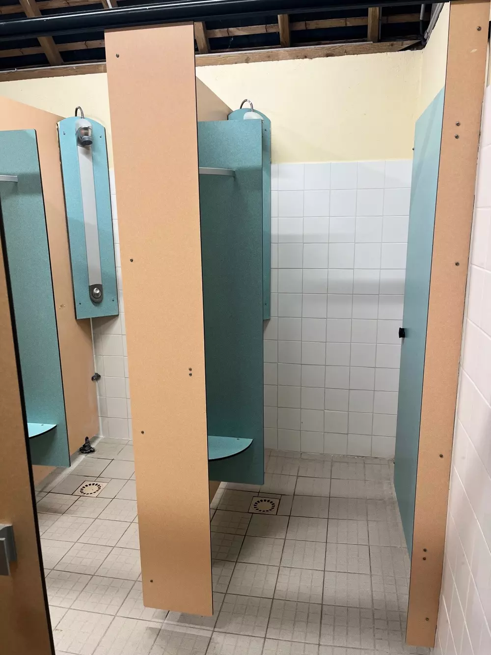 Camping Les Saules De Cormery