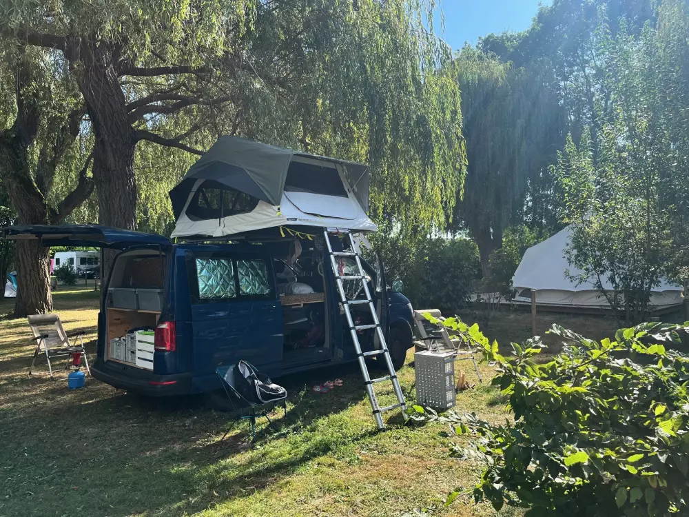 Camping Les Saules De Cormery