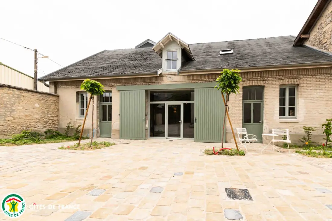 Gîte de France Château de cormicy 4 Ohren