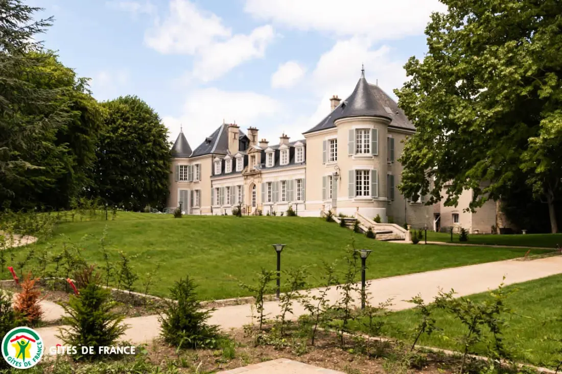 Gîte de France Château de cormicy 4 Ohren