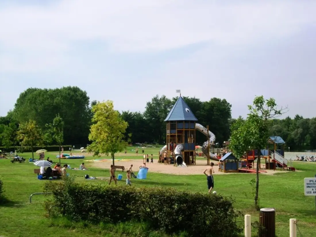 Freizeit - Camping du Lac Cormoranche 5 Sterne★★★★★