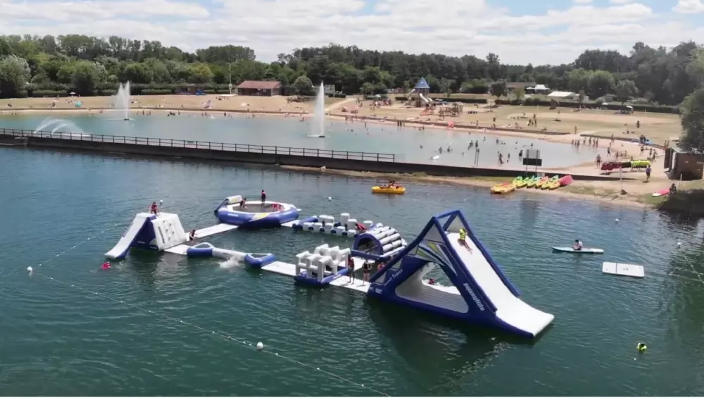 Base de Loisirs - Camping du Lac Cormoranche 4 étoiles★★★★