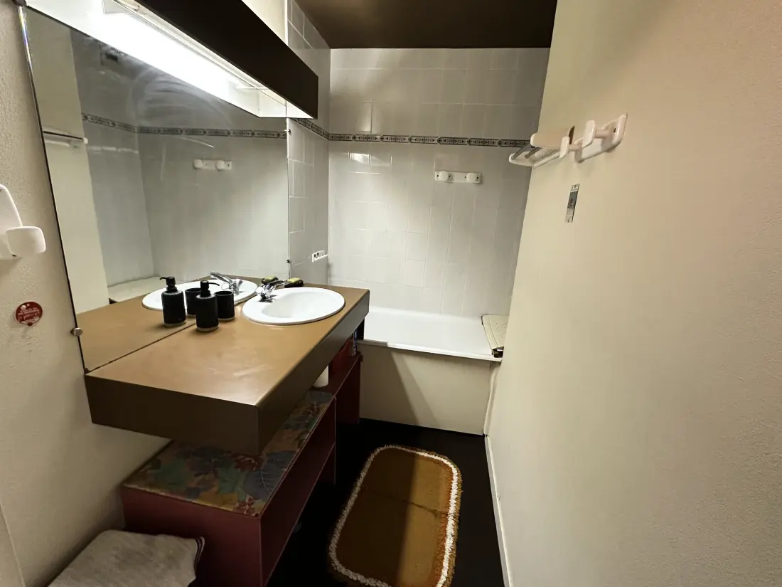 Carette Residence
