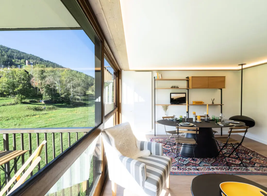 Lake Residence