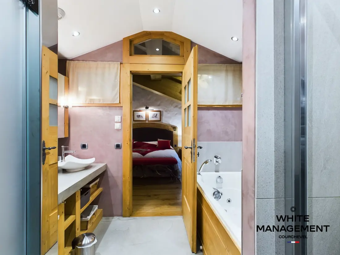 Amadablam Residence