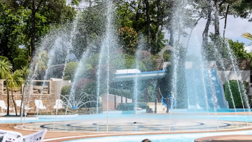 Camping Romanée Le Fort Espagnol 4 Sterne★★★★