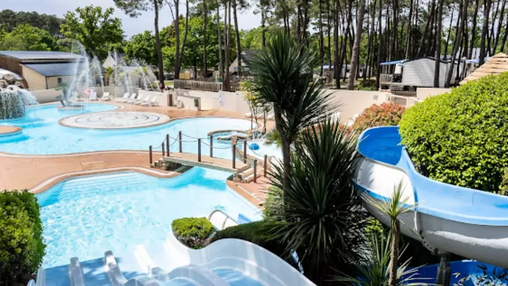 Camping Romanée Le Fort Espagnol 4 Sterne★★★★