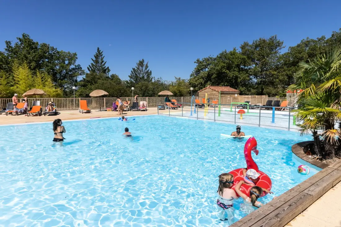 Campsite Les Reflets du Quercy 3 Gwiazdy★★★ 3 Gwiazdy★★★ 3 Gwiazdy★★★