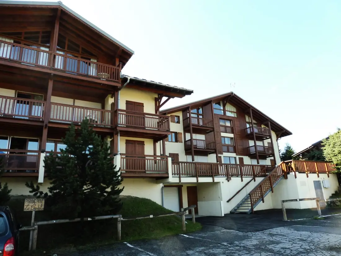 Le Cristal Residence