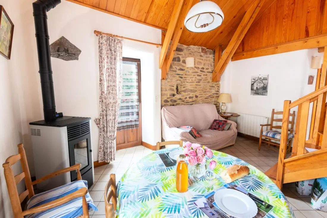 Gîte de France Gîtes de France 2/3 Personen in Malecombe 3 Ähren