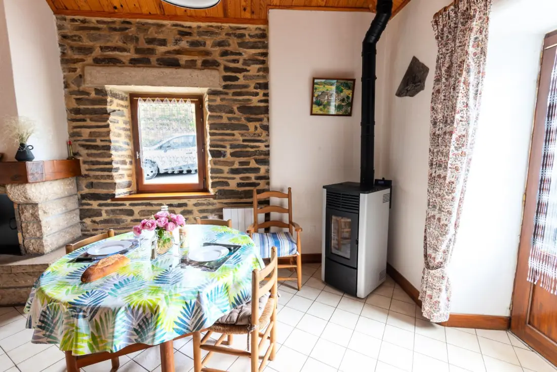 Gîte de France Gîtes de France 2/3 Personen in Malecombe 3 Ähren