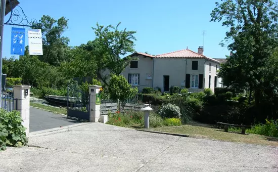 Maison de Vacances DAMVIX 2