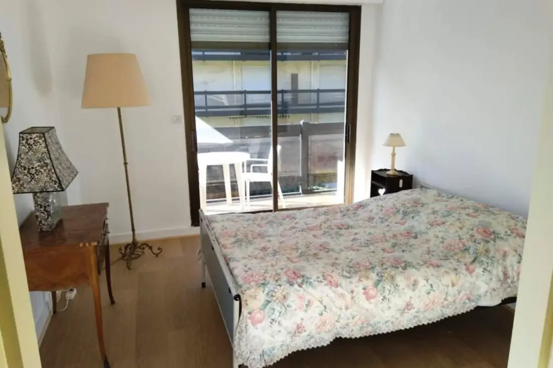 Tágas tengerparti apartman