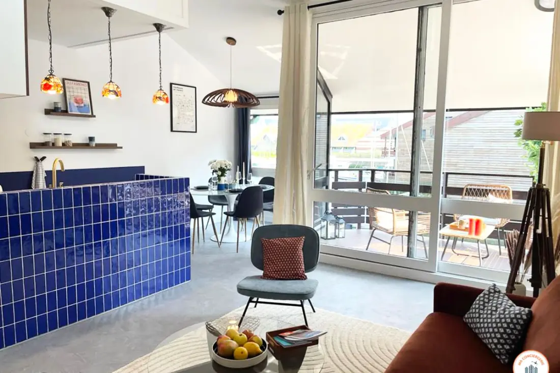 Cherry Times - Terrace, Beach és Marina