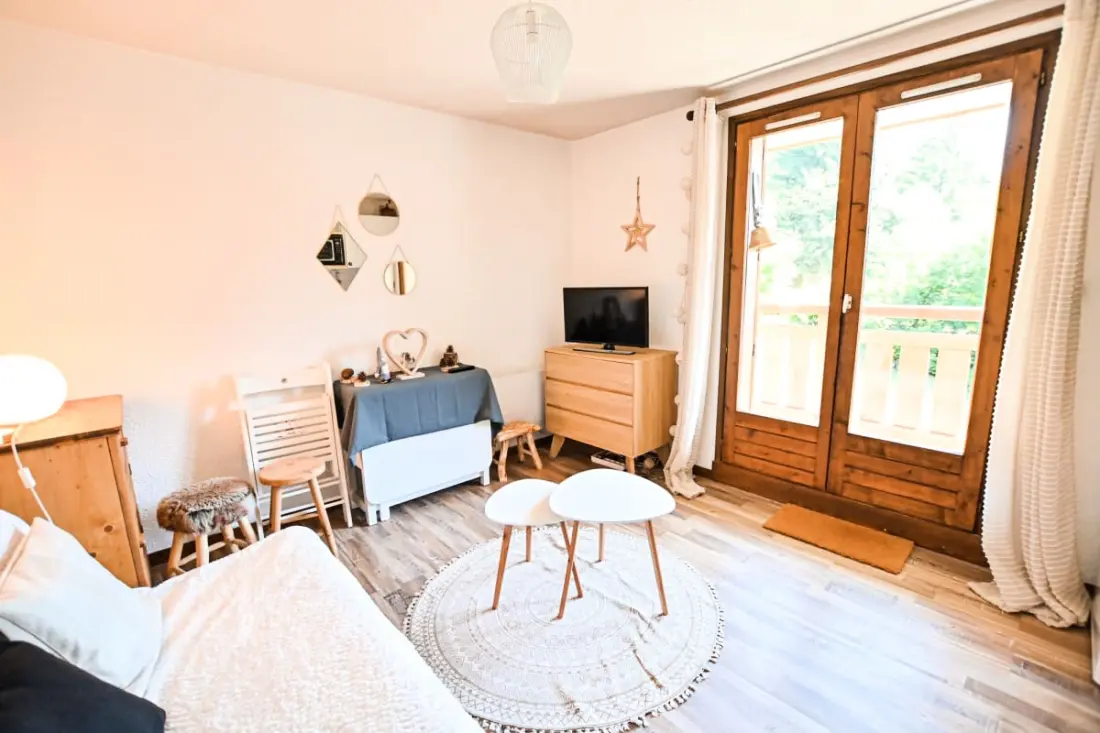 Apt or Chalet közeli síkok fél negyed